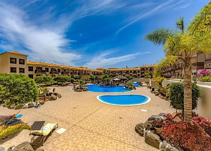 Atlantic 2 In Front Of The Ocean, Espectacular View, Pool And Wifi Apartament