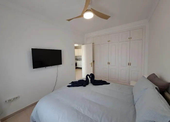 Apartament Atlantic 2 In Front Of The Ocean, Espectacular View, Pool And Wifi